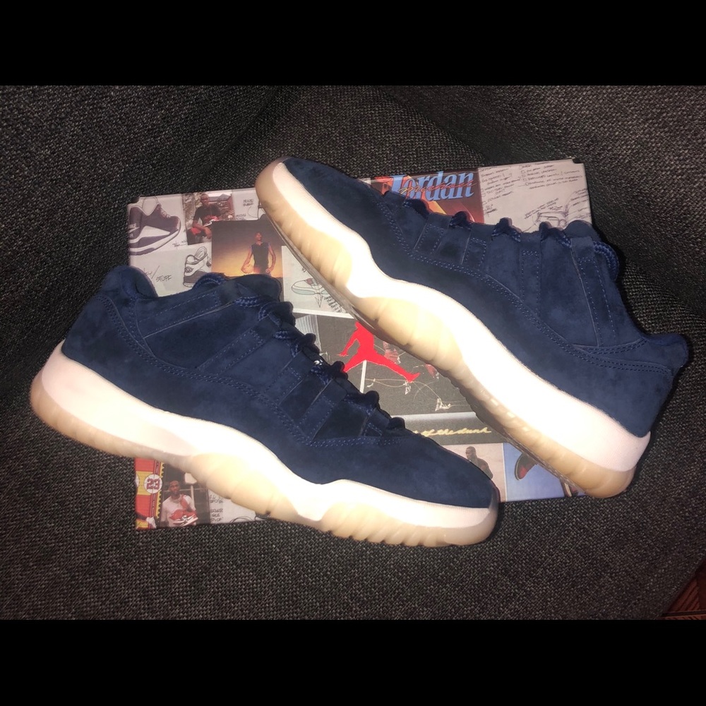 Air Jordan XI Low Derek Jeter Sz 8.5